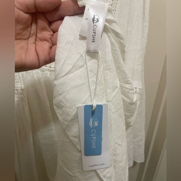 Cupshe tie front beach cover up / kimono - Picture 3 of 3